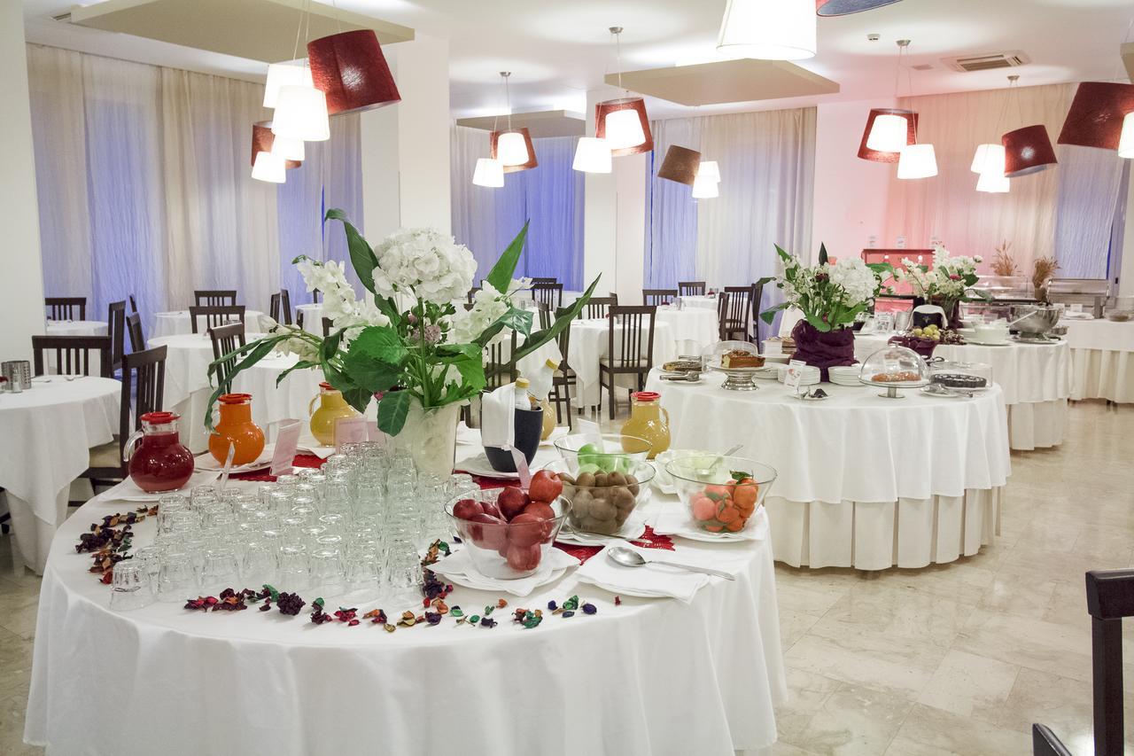 Hotel Panama Majestic Rimini Kültér fotó